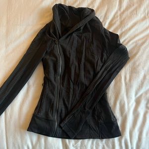 ✨LULULEMON ASYMMETRICAL BLACK JACKET
